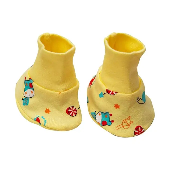 MEE MEE CAP MITTEN BOOTIES SET - Baby Essentials